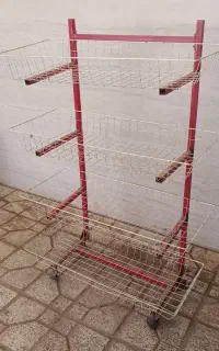 استند 4 طبقه