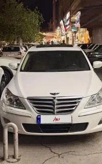 جنسیس سدان ۲۰۱۱ بی رنگ