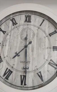 ساعت دیواری بزرگ