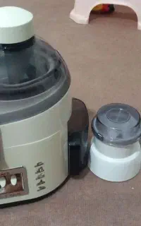 اب میوه گیر چهار کاره