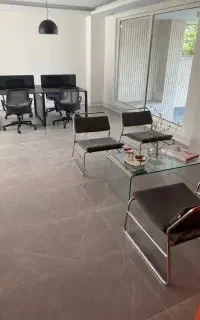 استخدام مشاور فروش املاک