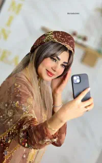 خدمات میکاپ و زلف