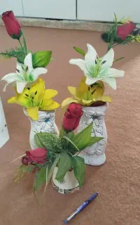 گل و گلدان