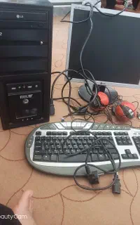 فروش دستگاه کامپیوتر