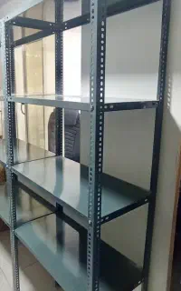 قفسه فلزی