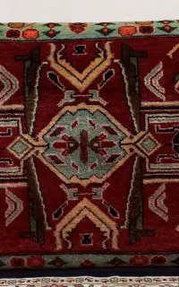 یک جفت پشتی دستباف