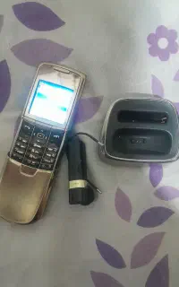 گوشی کلاسیک ۸۸۰۰ نوکیا گلد