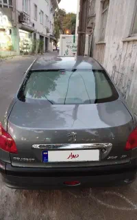 پژو ۲۰۶ v8 sd صندوق دار