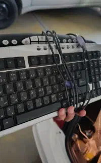 تعداد ۶عدد صفحه کلید کامپیوتر