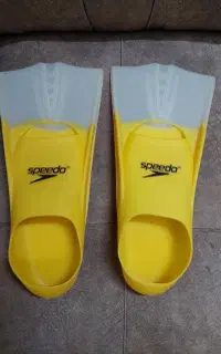 فین شنا speedo + کف دست شنا (پدل) سالم