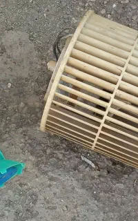 موتور به همراه پروانه با پمپ اب