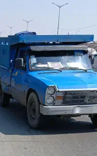 نیسان وانت دوگانه کارخانه