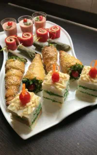 آموزش شیرینی و آشپزی و کافی شاپ ( باریستا)
