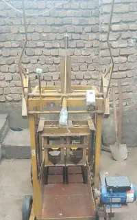 دستگاه بلوک زنی دو قالبه