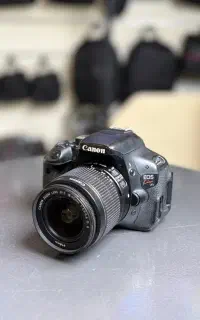 دوربین 600D