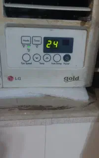 کولر پنجره ای الجی با کنترول  در حال کار