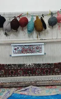 قالی نیمه بافته