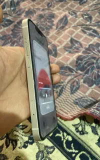 گوشی ایفون 13