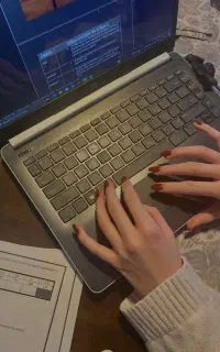 ترجمه و تایپ تخصصی و عمومی