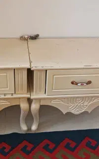 تخت دو نفره ۲ عدد پاتختی ۱تشک رویال اصلی فقط ۱۰