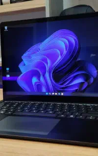 میزکارت رو با خرید یک سرفیس با کلاس کن...
