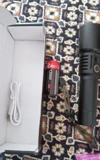 چراغ قوه قوی