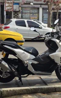 موتور سیکلت adv180
