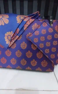 کیف به همراه شال ست ..