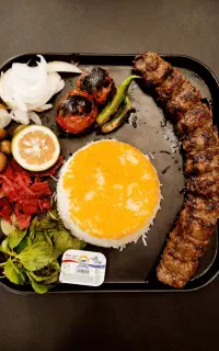 ظرفشور در کبابی
