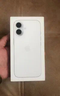 آیفون ۱۷ نرمال