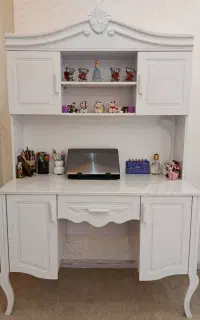 میز تحریر کتابخانه دار