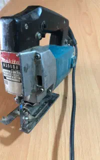 اره عمودبر makita
