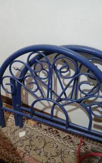 تخت یک نفره با کفی فلزی مقاوم