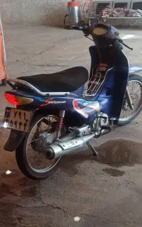 موتورسیکلت لاکی