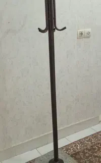 جالباسی ایستاده