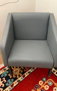 صندلی چرم تک