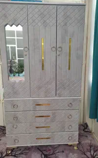 کمد تمیز تازه خریدم
