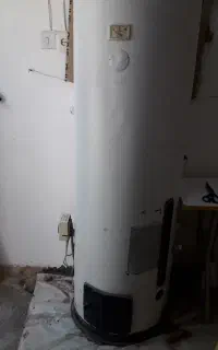 آبگرمکن ایستاده