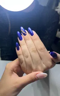 کاشت ناخن با تخفیف ویژه ۲۹۰
