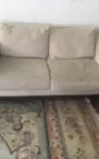 مبل و میز وسط و عسلی فقط ۵میلیون تومان