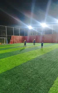 آکادمی فوتبال و فوتسال نام آوران قزوین