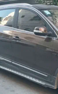 تیگو پنج قهوه ای