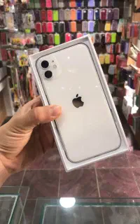 ایفون ۱۱ نرمال