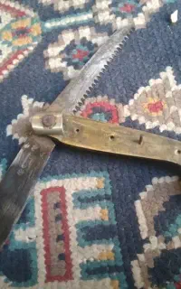 چاقوی بسیار قدیمی