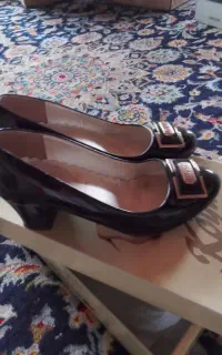 کفش  پاشنه سه سانتی ورنی