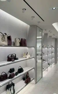 مغازه تجاری/۳۱متر/چهارباغ بالا/مجتمع پارک