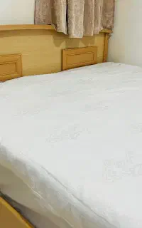 تخت و تشک