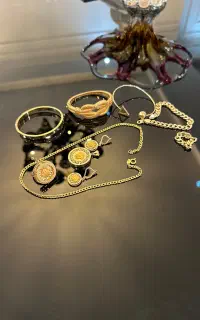 طلای 18 عیار در حد نوی نو