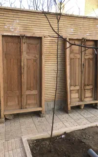 درب چوبی قدیمی