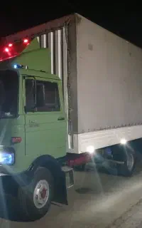 حمل بار اسباب منزل،مبلمان،وسایل اداری